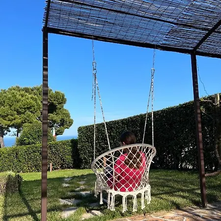 Chiesa Storica Del 1757 Con Vista Mare E Giardino